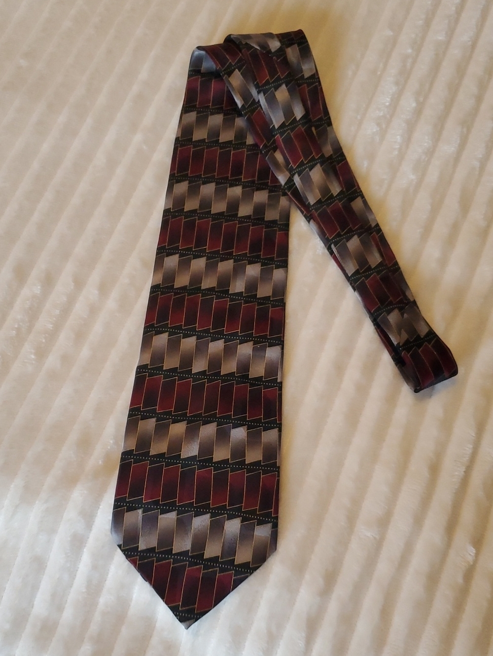 Mosaic Tie, Pure Silk, Red, Gray, Black, Made In Korea - Picture 2 of 3